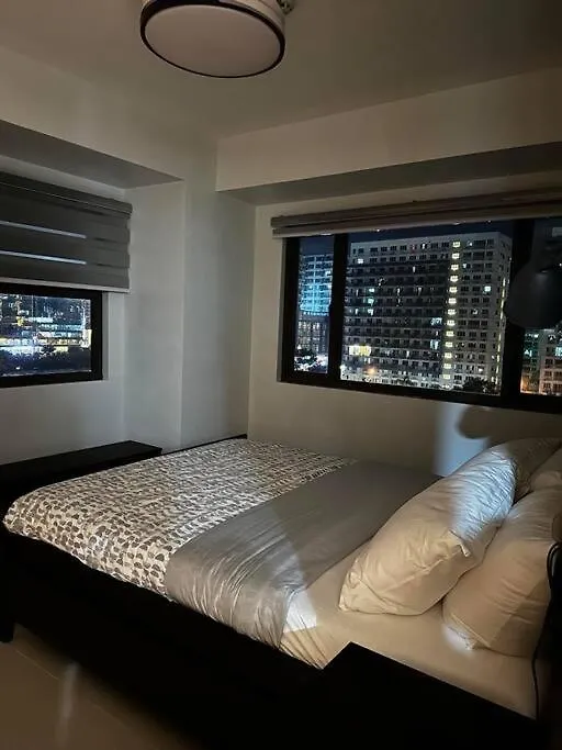 S Residences 2Bedroom W/ Balcony At Entertainment City Pasay Manila